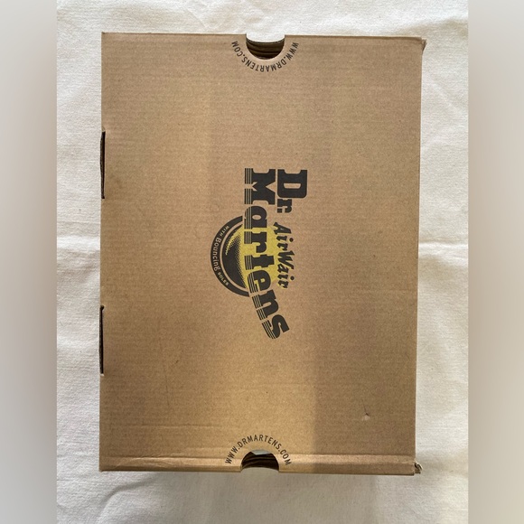 NIB Dr. Martens 8065 Black Smooth Leather Double Strap Mary Jane Derby Shoe W11 - Picture 8 of 9